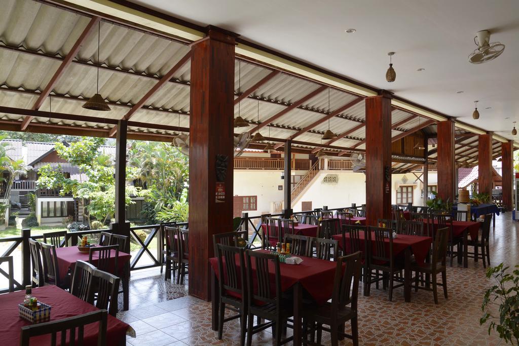 Hotel Vilayvong Ванг-Виенг Экстерьер фото