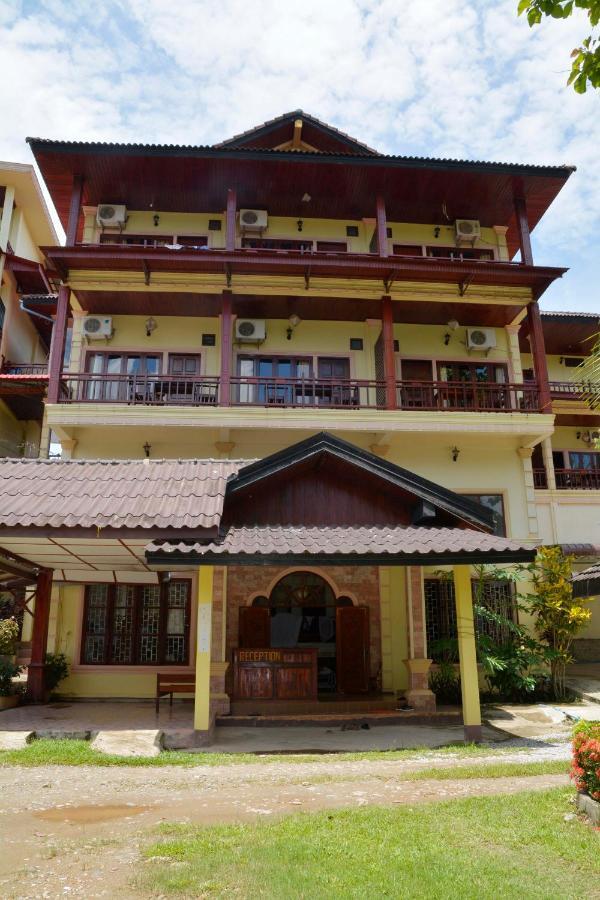 Hotel Vilayvong Ванг-Виенг Экстерьер фото